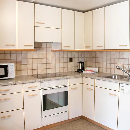 Suveran 2 Arosa
