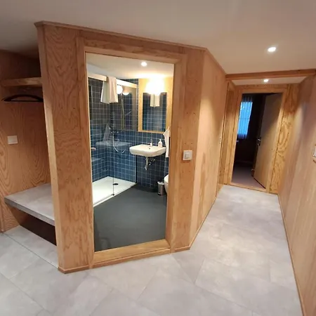 Suveran 2 Apartment *